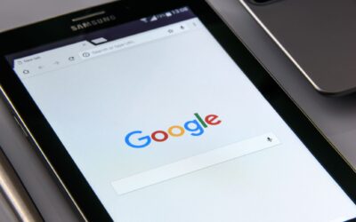 Hva er et domene og hvordan henger det sammen med DNS, hosting og e-post