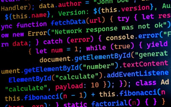 Async await i JavaScript: enkel guide til forståelig og vedlikeholdbar asynkron kode