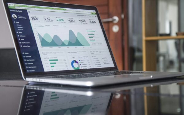 Core Web Vitals i praksis: en enkel guide til raskere og mer stabile nettsider