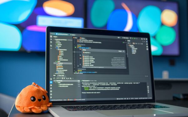 GitLab CI for webutviklere: enkel pipeline fra commit til deploy