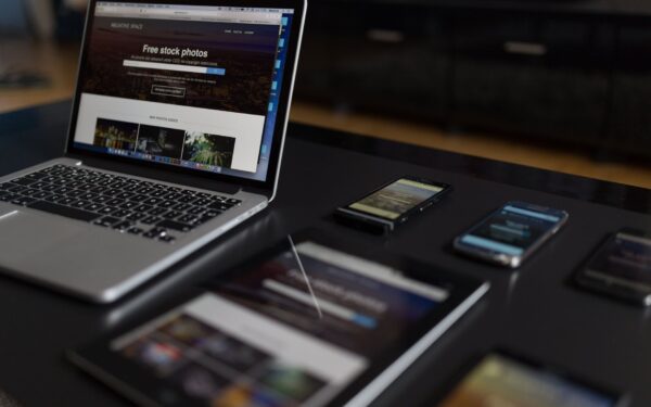 Media queries i CSS: slik bygger du layouts som fungerer på mobil først